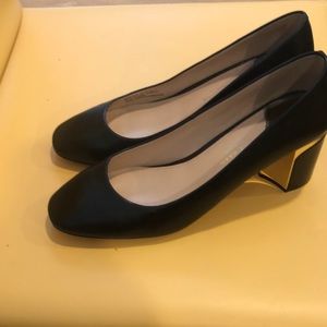 Cole Haan black leather pump 3”heel size 9